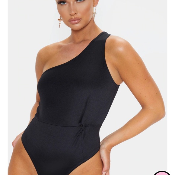 NWT PrettyLittleThing One Shoulder Bodysuit - Picture 2 of 6
